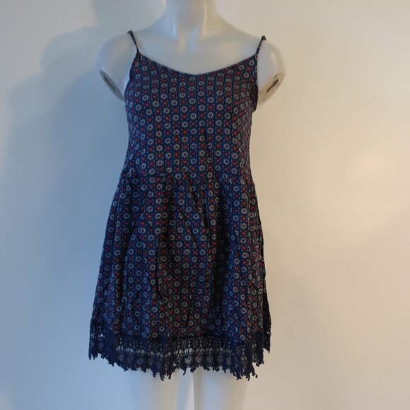NWT Womens Love Sadie Navy Blue Red Crochet Trim Shift Dress XS - Picture 1 of 10